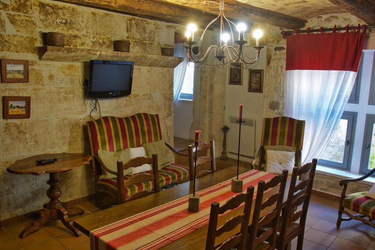 אגז Le Castelas מראה חיצוני תמונה